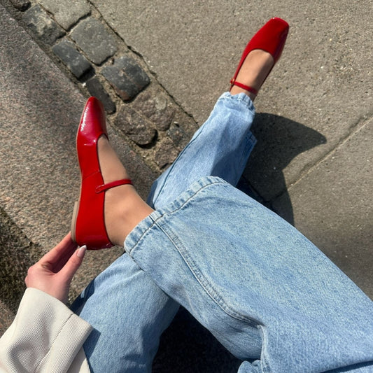 COPENHAGEN SHOES ALL FOR LOVE-PATENT Ballerina 0016 RED