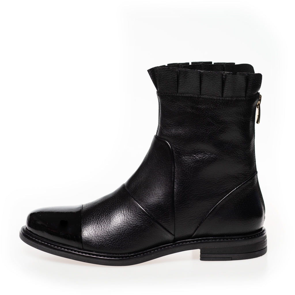 margaret MARGARET - BLACK W/PATENT TOE – Copenhagenshoes.dk