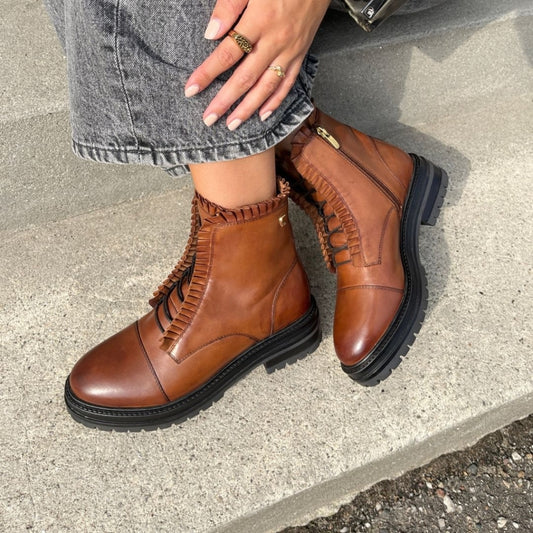 COPENHAGEN SHOES THE PRETTY COLLECTION Støvler 0241 COGNAC