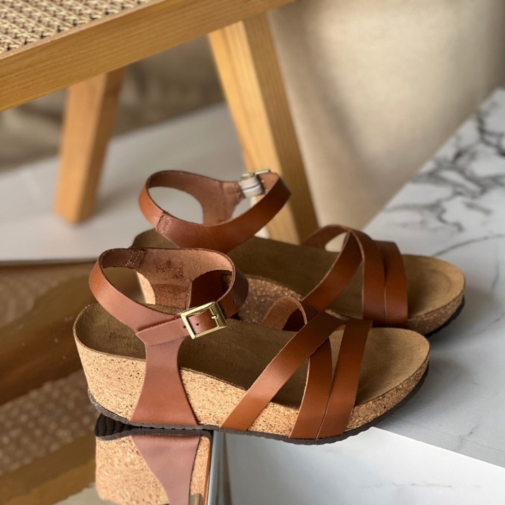 COPENHAGEN SHOES ALIDA Sandaler med kilehæl 0241 COGNAC