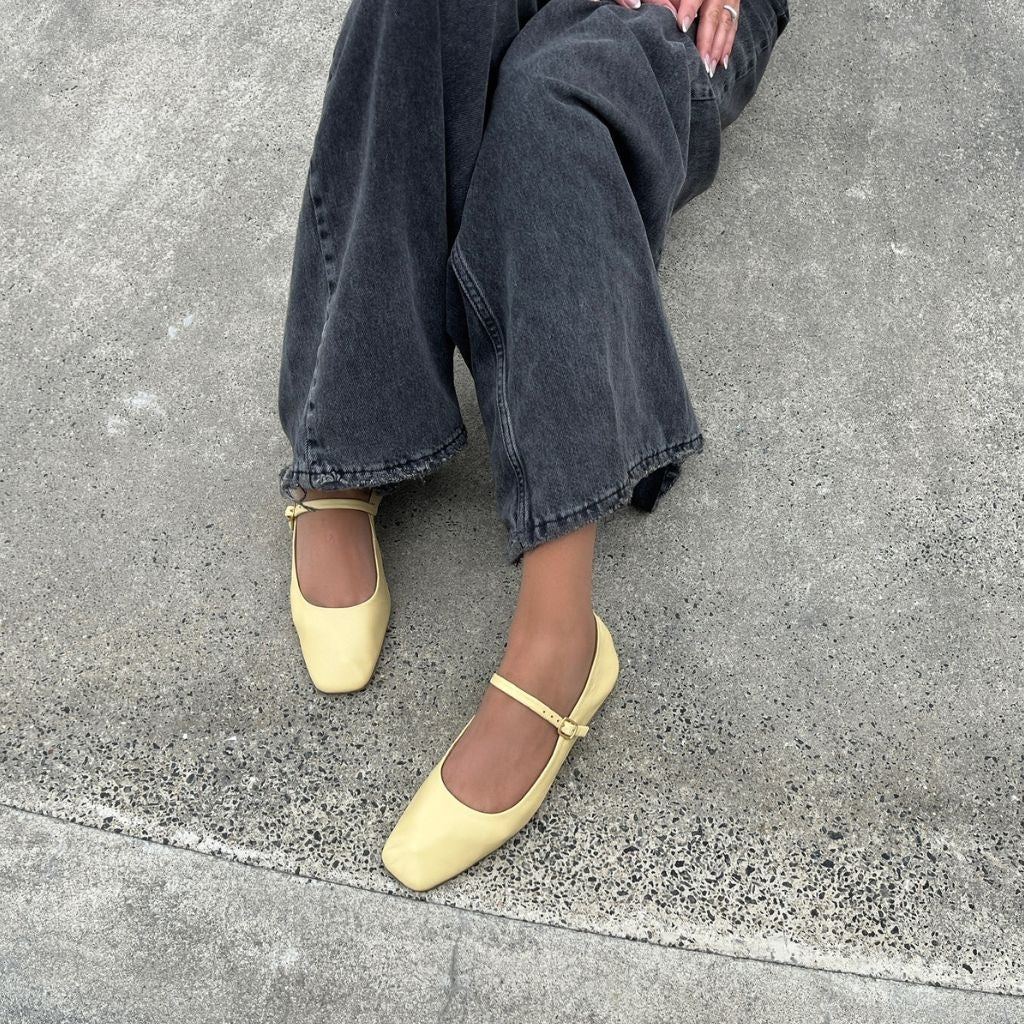 COPENHAGEN SHOES ALL FOR LOVE Ballerina 5544 Sun Yellow