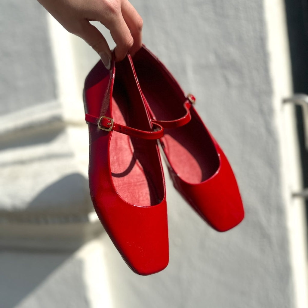 COPENHAGEN SHOES ALL FOR LOVE-PATENT Ballerina 0016 RED