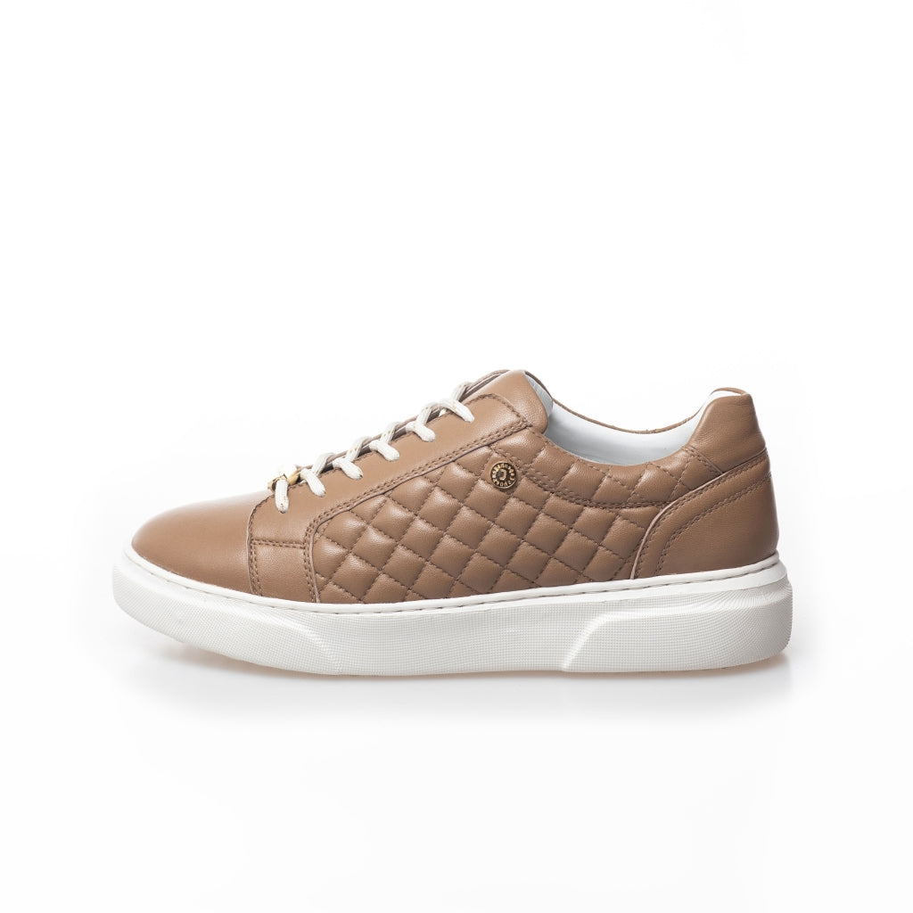 COPENHAGEN SHOES Dressed 22  Copenhagenshoes by Josefine Valentin Sneakers 0138 CAMEL