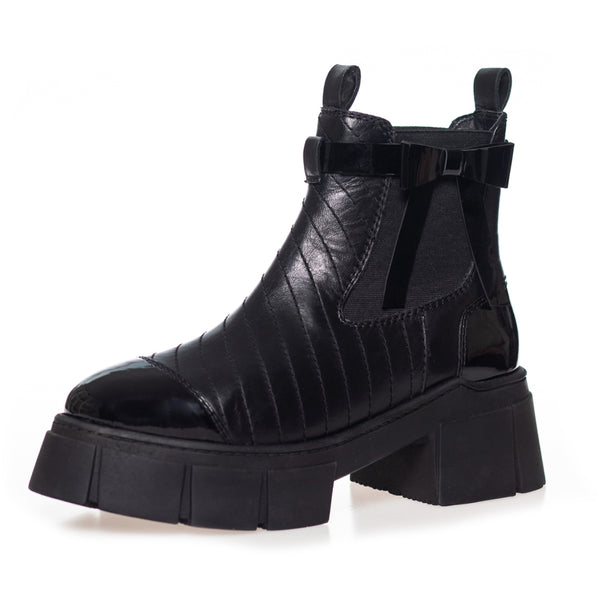 COPENHAGEN SHOES FALLING Boot 0011 BLACK PATENT