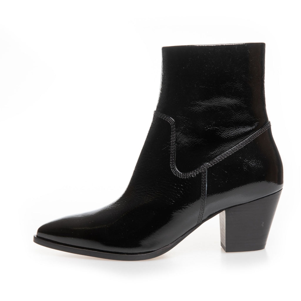 COPENHAGEN SHOES IT'S ALL ABOUT WALKING - PATENT Støvler 0011 BLACK PATENT