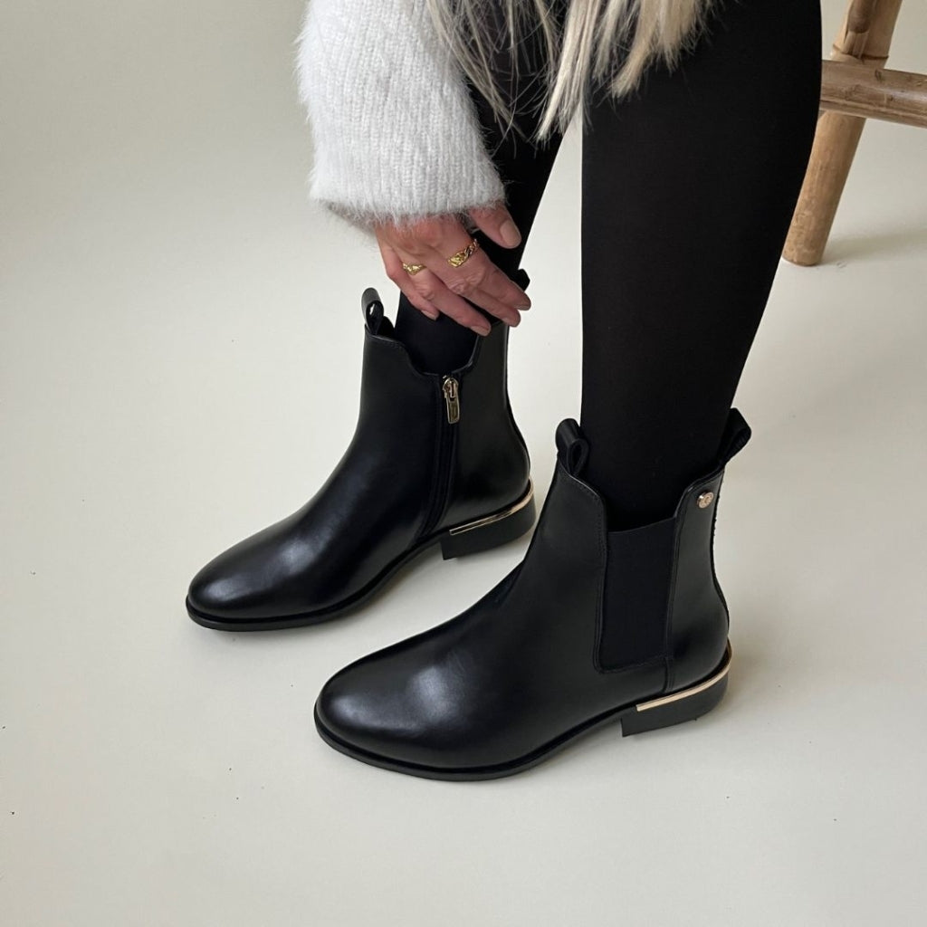 COPENHAGEN SHOES OLLIE CHELSEA Støvler 002 Black (without gold)