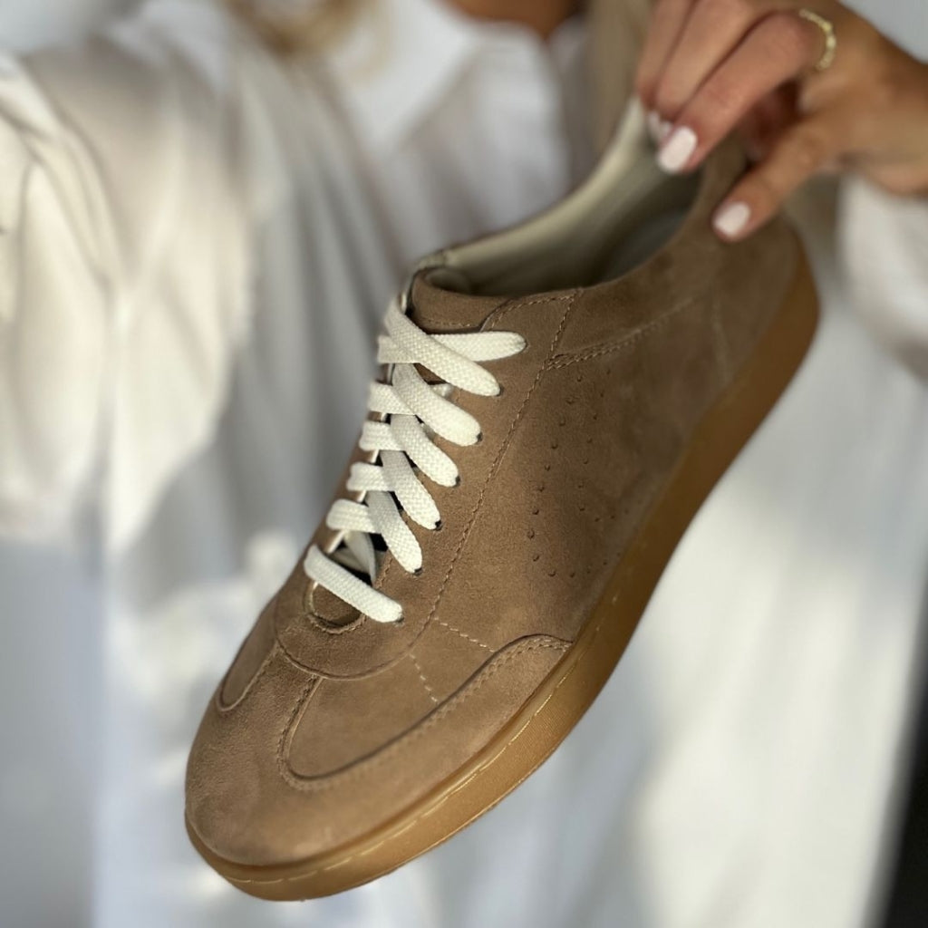 COPENHAGEN SHOES POWERFULL Sneakers 0057 TAUPE