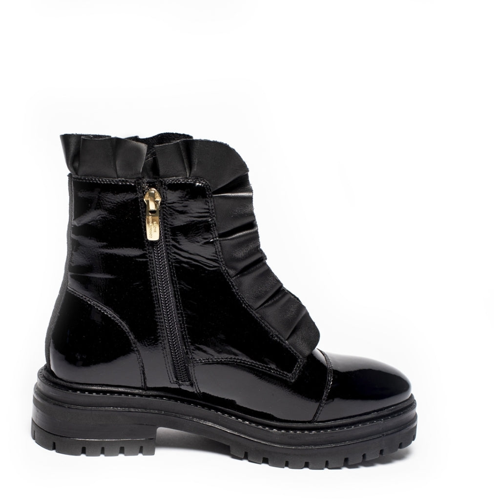 COPENHAGEN SHOES PRETTY ALL PATENT Copenhagenshoes by Josefine Valentin Støvler 038 Black patent
