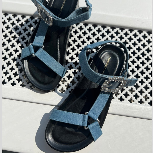 I mængde Ejeren Snavset Flade sandaler | Shop hos Copenhagenshoes - Fri fragt →