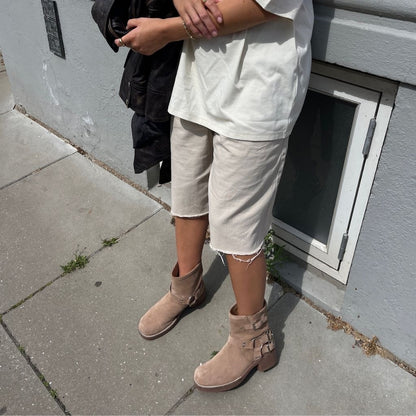 COPENHAGEN SHOES THE MAGIC MOVE SUEDE Støvler 0057 TAUPE