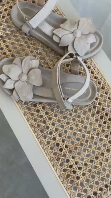 COPENHAGEN SHOES MY FLOWERS Sandaler 0301 BISCUIT