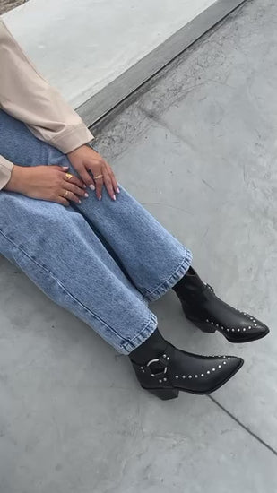 COPENHAGEN SHOES CAN I MOVE Støvler 0001 BLACK