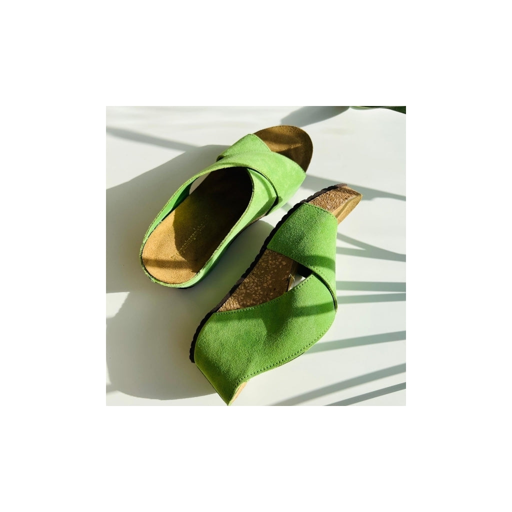 COPENHAGEN SHOES FRANCES 23 Suede Sandaler med kilehæl 00077 LIME (LIME 401)